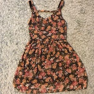 Brandy Melville floral backless dress